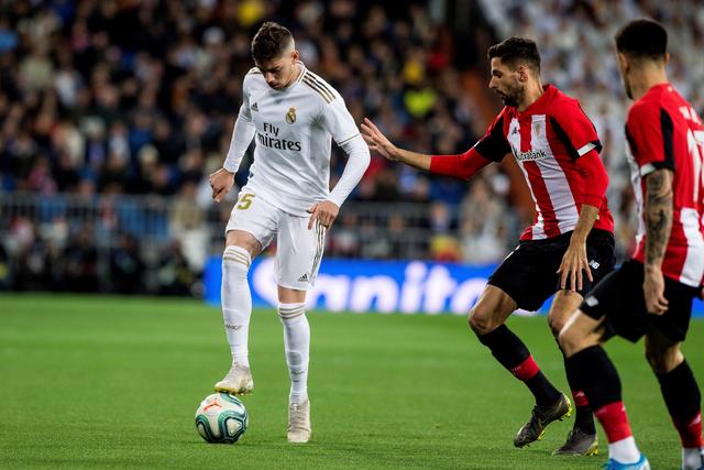 字母利拉德缺阵米神29+12 雄鹿大胜步行者2-3