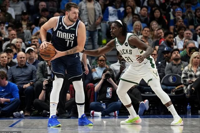 特雷-杨20+22老鹰力克骑士 热火送黄蜂3连败