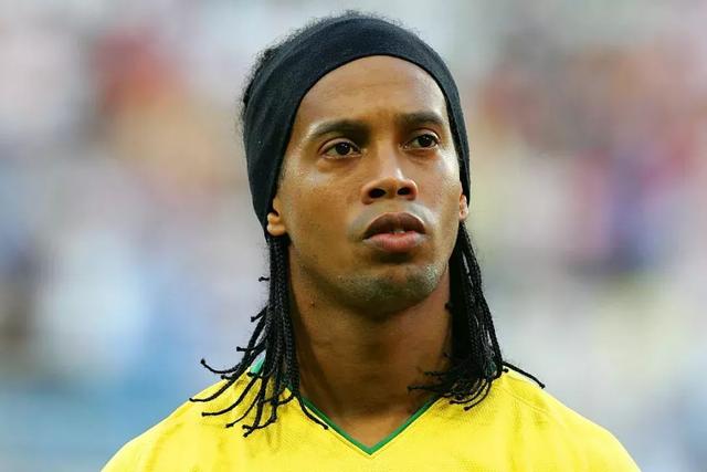 英超-麦迪逊梅开二度 曼城0-4热刺遭遇5连败