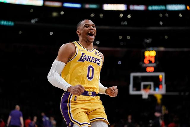 英超11轮战罢 去年同期热刺下滑8位曼联下滑5位