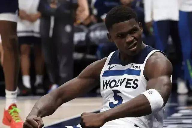 陈国豪32+14北控力克天津5连胜 新疆大胜同曦